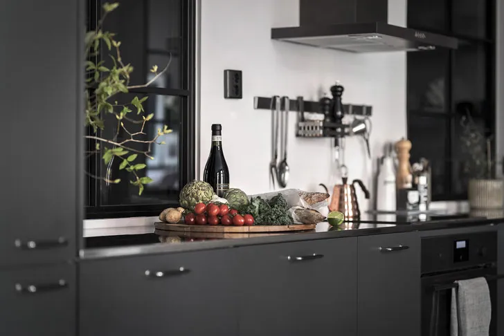 Квартира в чорно-білій гамі: елегантно та стильно (71 кв. м) - Gallery image 11