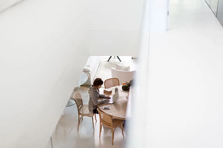 Стильні чорно-білі квартири з другим світлом в Австралії - Gallery image 12