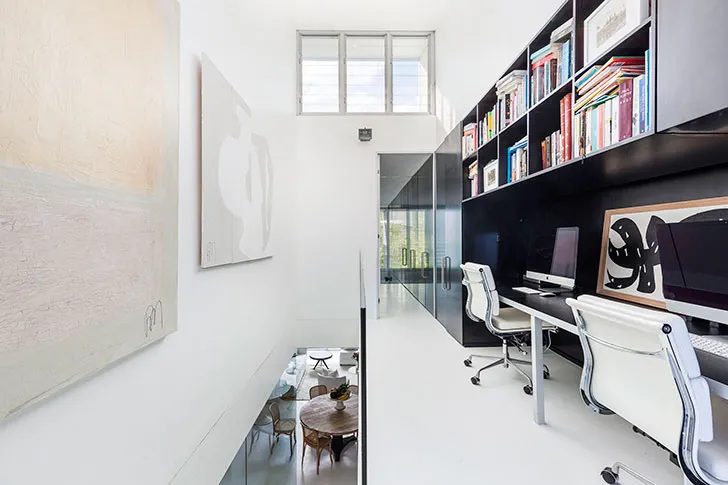 Стильні чорно-білі квартири з другим світлом в Австралії - Gallery image 11