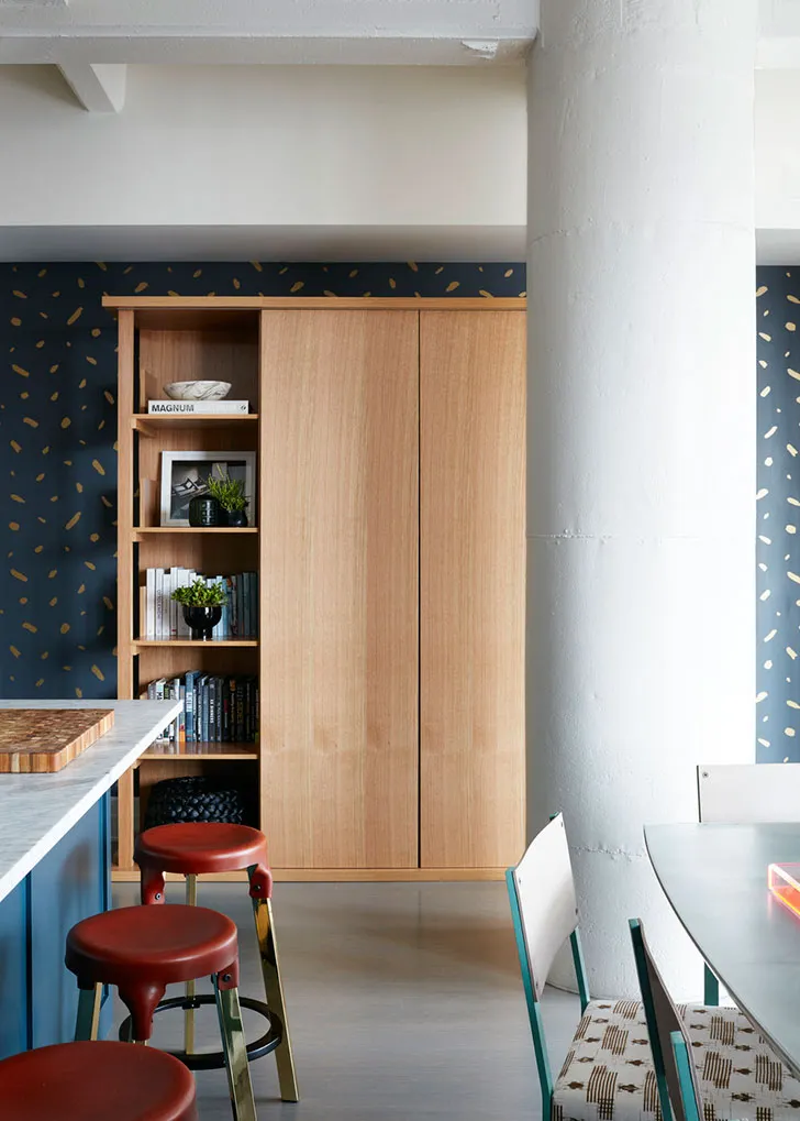 Сімейний лофт із крутими обоями в Нью-Йорку - Gallery image 5