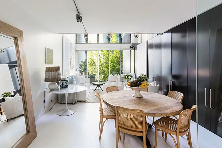 Стильні чорно-білі квартири з другим світлом в Австралії - Gallery image 2