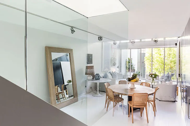 Стильні чорно-білі квартири з другим світлом в Австралії - Gallery image 4