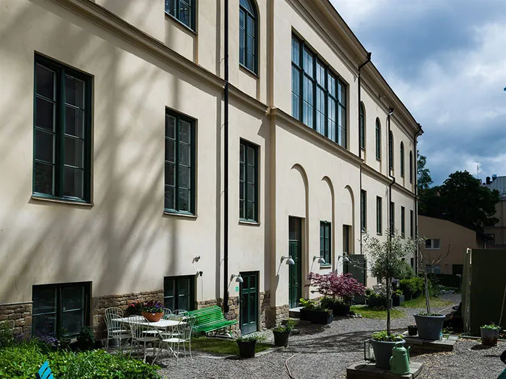 Високі стельни на допомогу: квартира з незвичайним плануванням (60 кв. м) - Gallery image 13