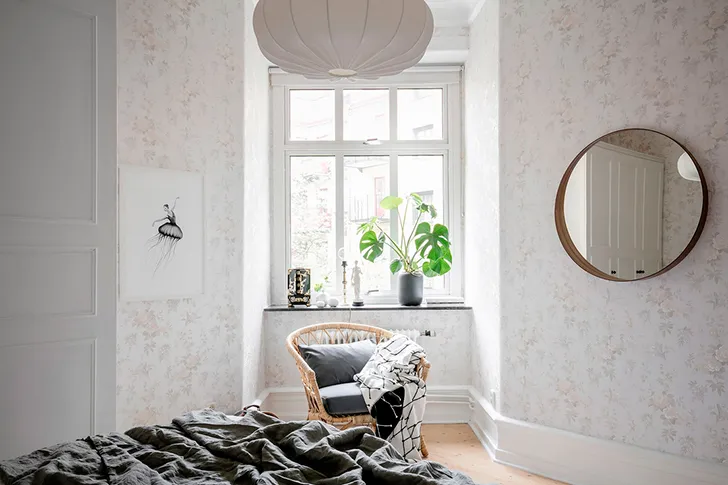 Світлий сучасний інтер'єр із рожевими акцентами - Gallery image 18