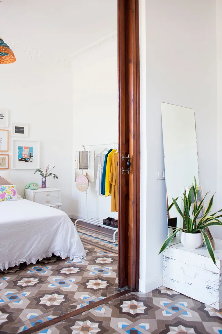 Світлий і теплий інтер’єр квартири у Валенсії - Gallery image 12