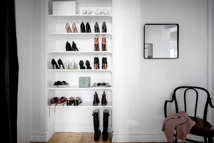 Світлий сучасний інтер'єр із рожевими акцентами - Gallery image 24