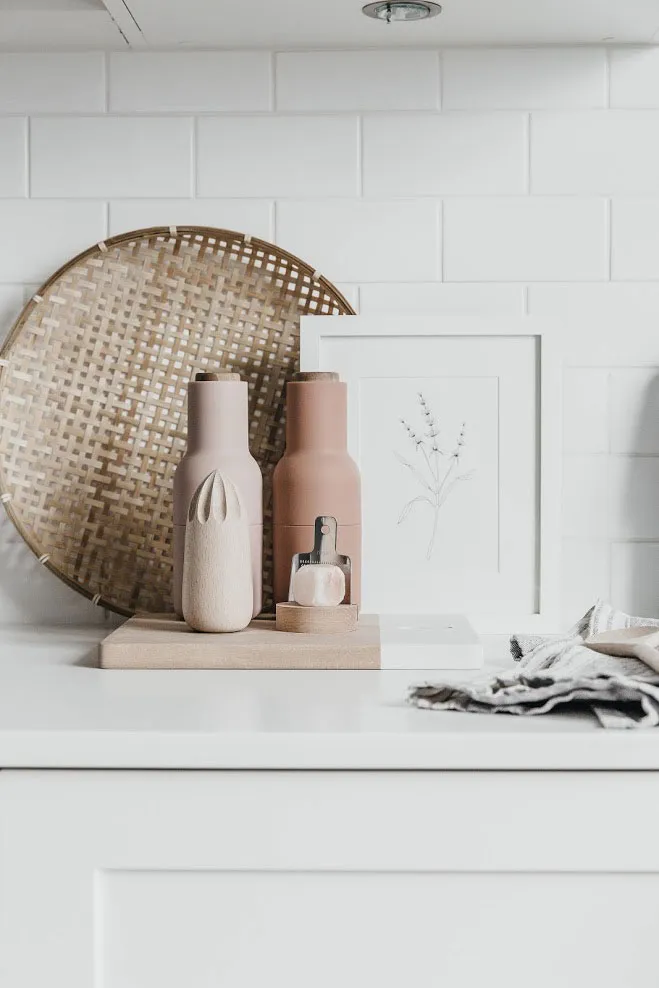 Sanfter Interior für kreative Persönlichkeit in Kanada - Gallery image 9