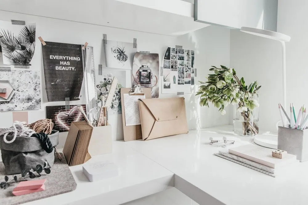 Sanfter Interior für kreative Persönlichkeit in Kanada - Gallery image 12