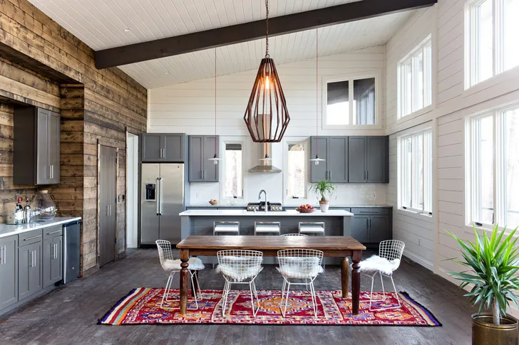 Сучасний дерев'яний будинок на березі озера - Gallery image 2