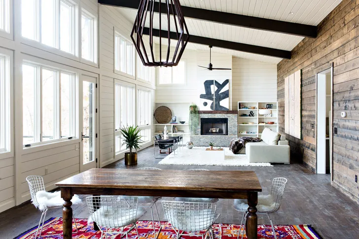 Сучасний дерев'яний будинок на березі озера - Gallery image 1