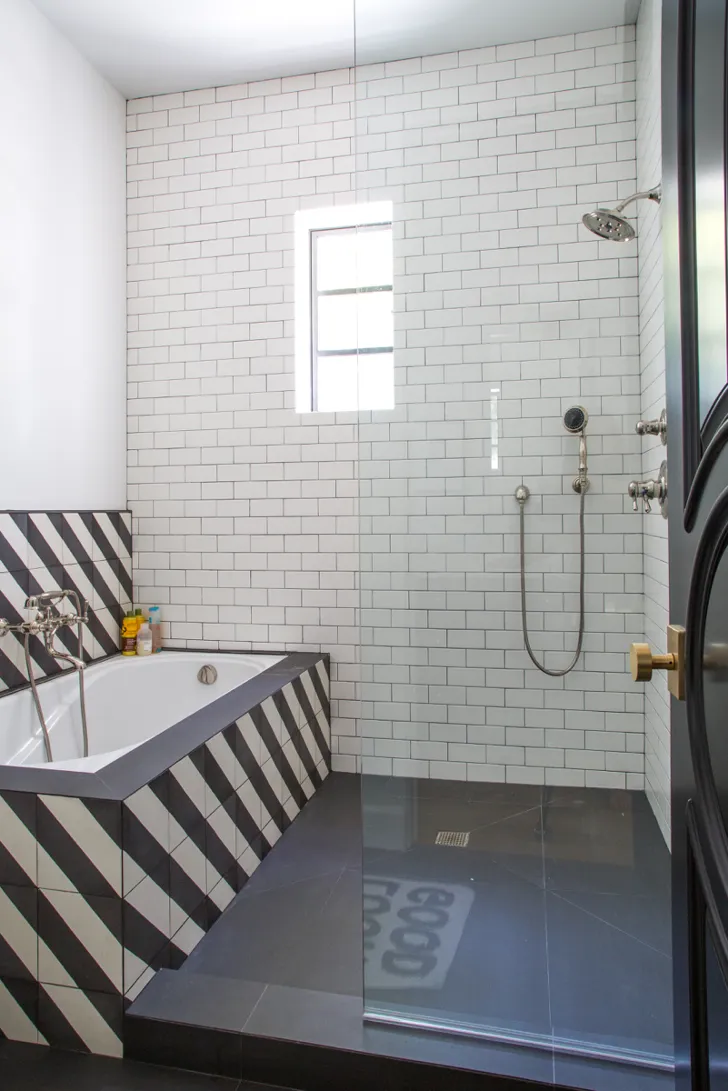 Світлий дім із великими вікнами в Лос-Анджелесі - Gallery image 17