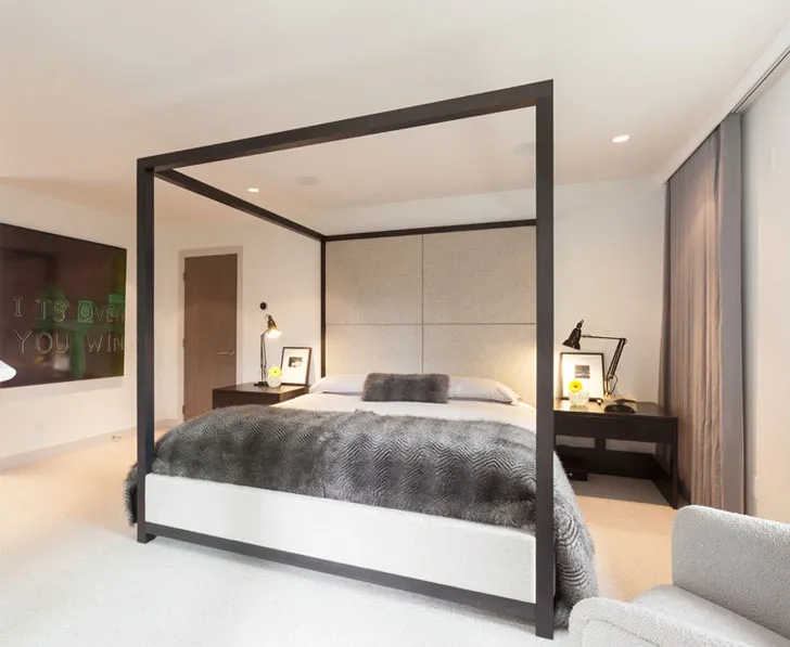 Сучасне шале зі скляними стінами в Канаді - Gallery image 11