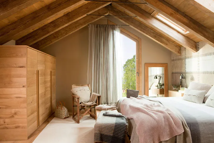 Спальні в дерев'яних будинках, з яких не захочеться вибиратися - Gallery image 1