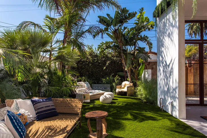 Калифорнийская роскошь в современном загородном доме - 10