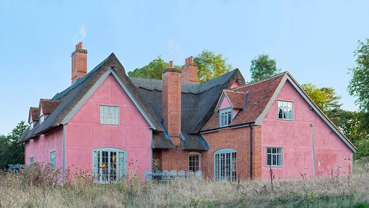 जंगली प्रकृति अभ्यारण्य में सुंदर अंग्रेजी शैली का कॉटेज - Gallery image 1