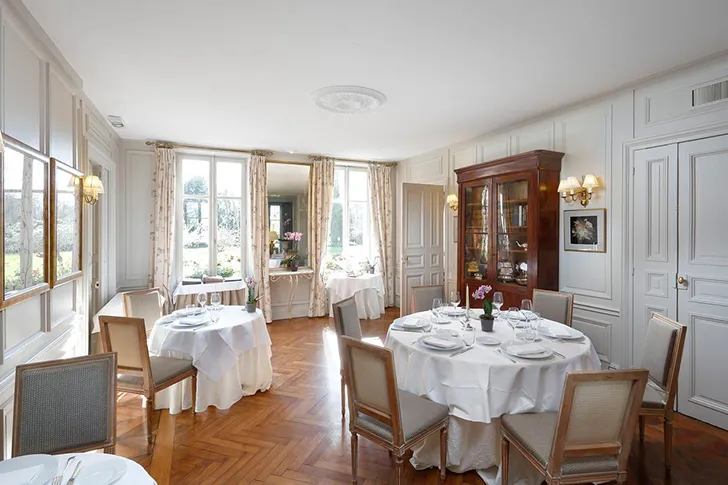 Елегантне французьке шато La Chenevière в Нормандії - Gallery image 3