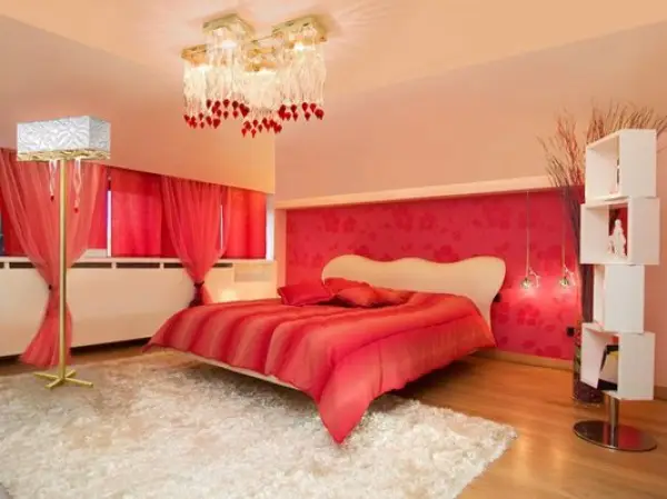 Strawberry and cream bedroom design
