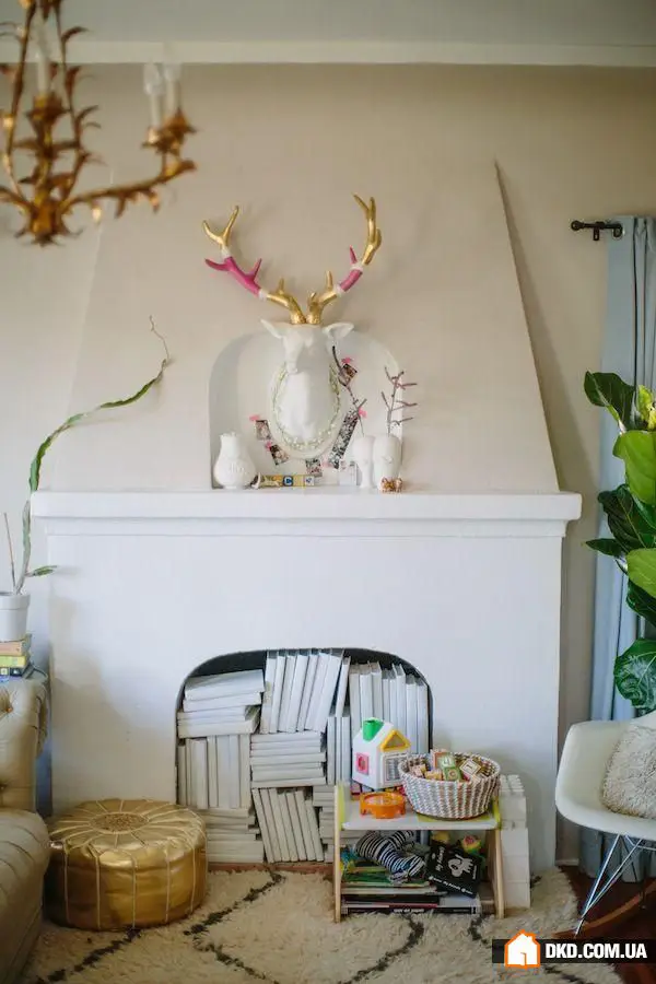 如何装饰装饰性壁炉：10个最佳创意，50个明亮示例