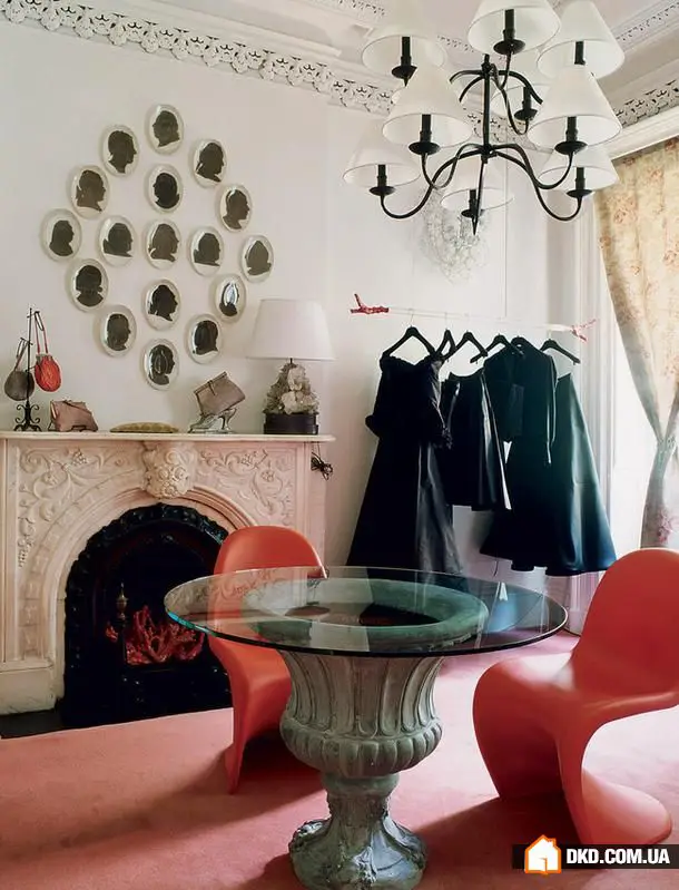 If There's No Room for a Wardrobe in the Bedroom: 5 Ideas for Clothing Storage