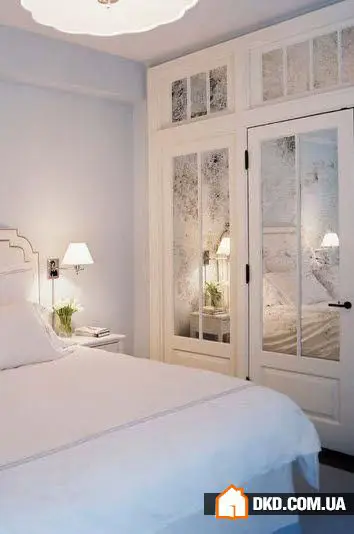 Höhe gewinnen: 7 Möglichkeiten, den Decken in einer Hruschtschowka visuell zu heben