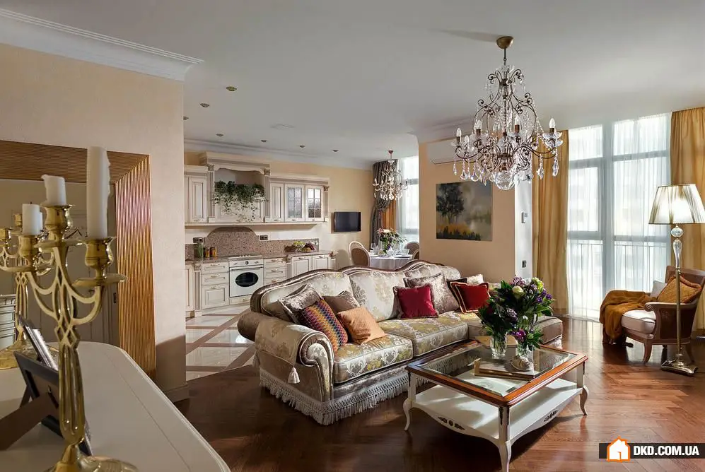 如何打造宽敞的客厅：来自基辅的真实案例