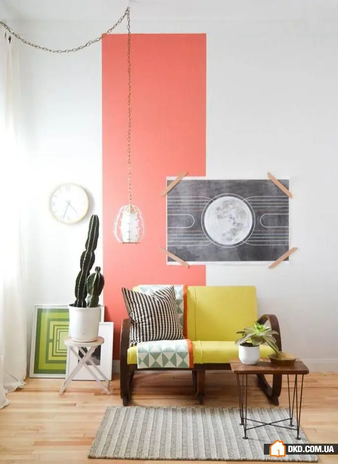 Höhe gewinnen: 7 Möglichkeiten, den Decken in einer Hruschtschowka visuell zu heben