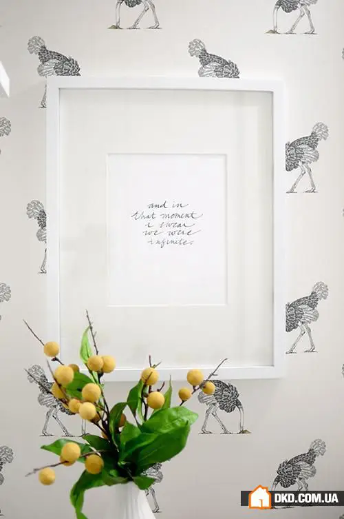 前后对比:墙纸打造的浴室改造