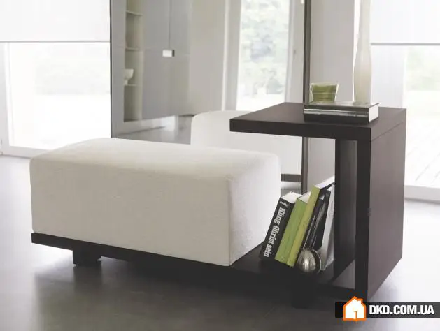 How to Save Space in the Entry Hall: 5 Simple Tips