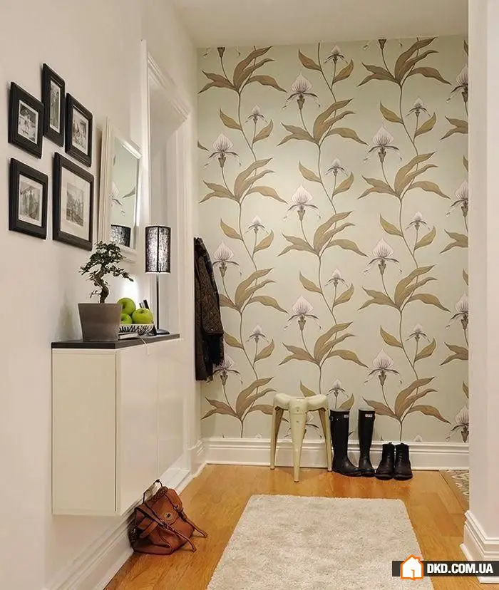 How to Save Space in the Entry Hall: 5 Simple Tips