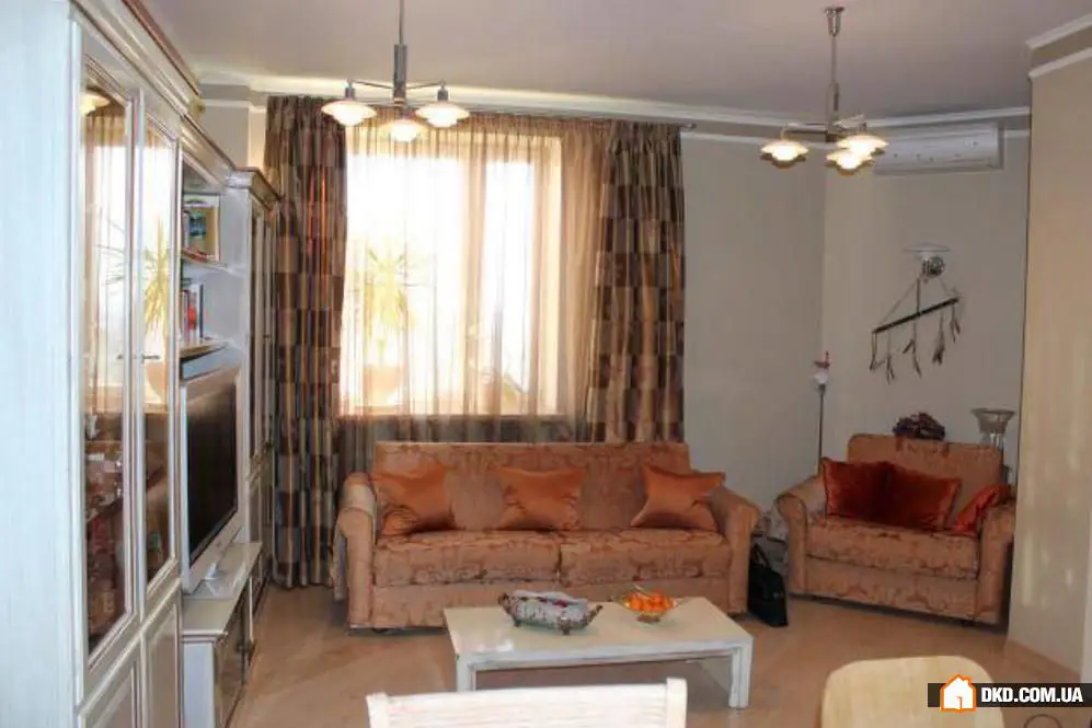 本周室内设计:Vernadsky大道上的都市公寓