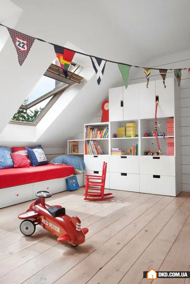 如何聪明地整理孩子的房间:4个实用想法