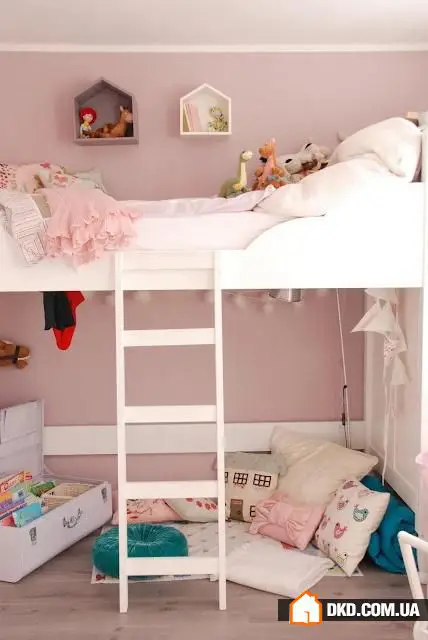 如何聪明地整理孩子的房间:4个实用想法