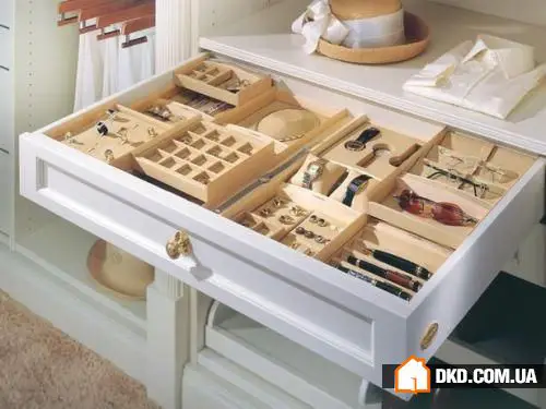 По местам: 10 умных решений хранения одежды