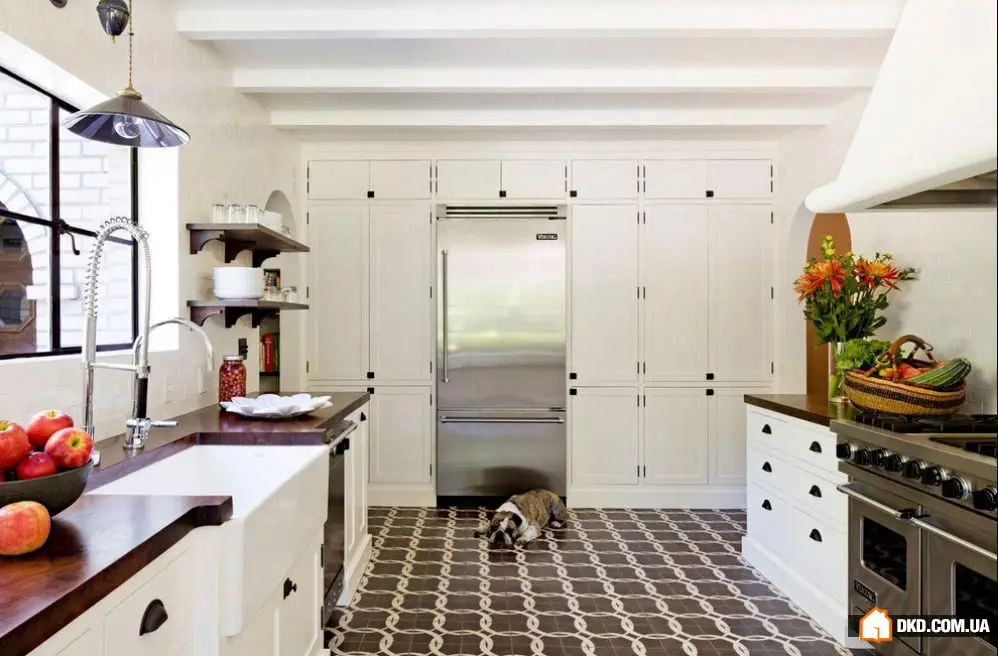 7个实用技巧让白色厨房装饰更出彩