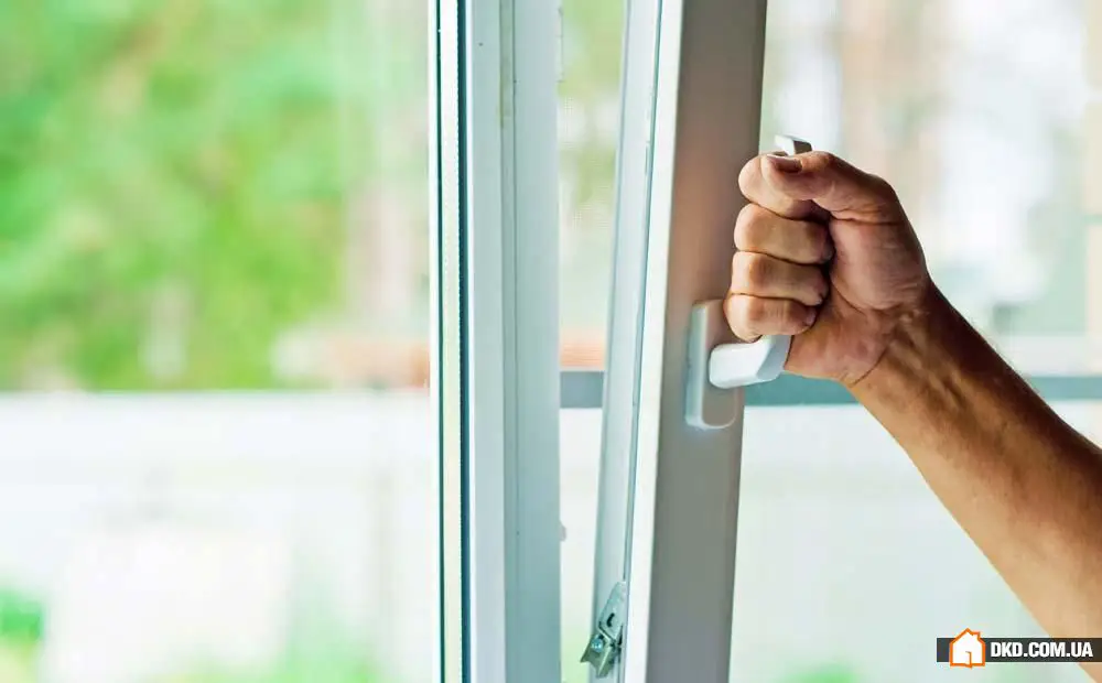 How to Properly Maintain Plastic Windows: 7 Tips