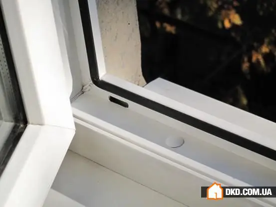 How to Properly Maintain Plastic Windows: 7 Tips