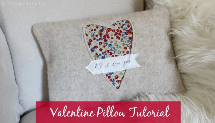 7. Almohada con corazón
