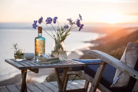 Small Outdoor Dining Areas for Balconies, Terraces and Patios Small Outdoor Dining Areas for Balconies, Terraces and Patios