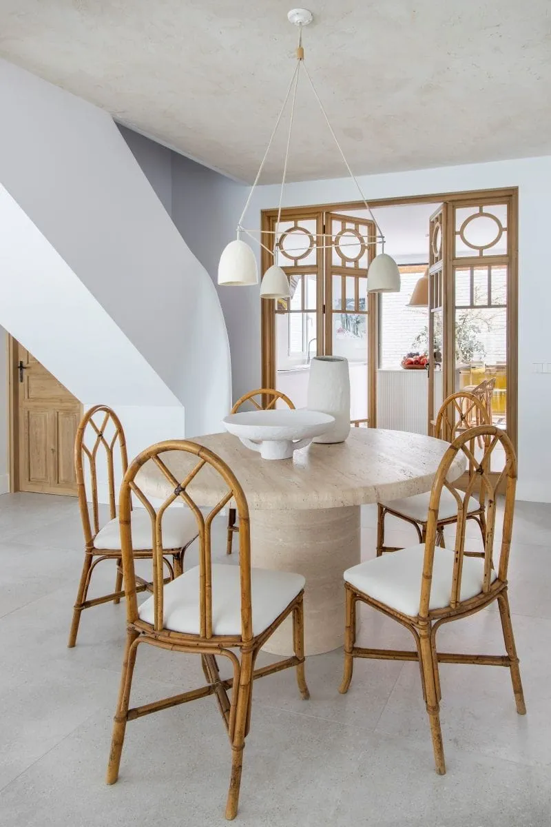 马德里郊区别墅的优雅家居氛围