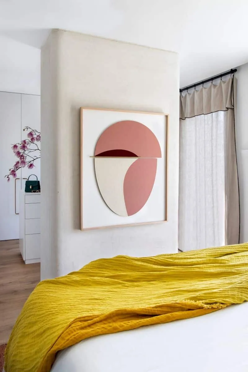 马德里郊区别墅的优雅家居氛围