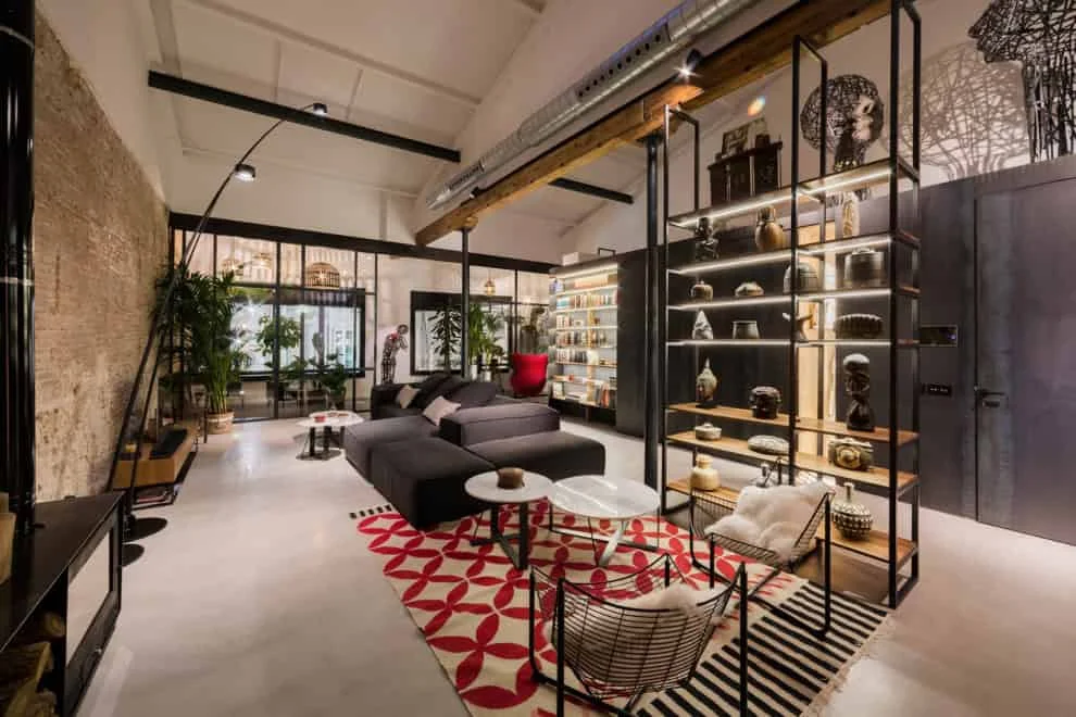 6. 巴达隆纳房屋翻新