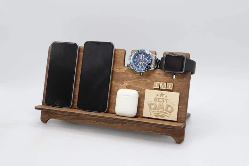 5. Regalo para papá – estación de carga