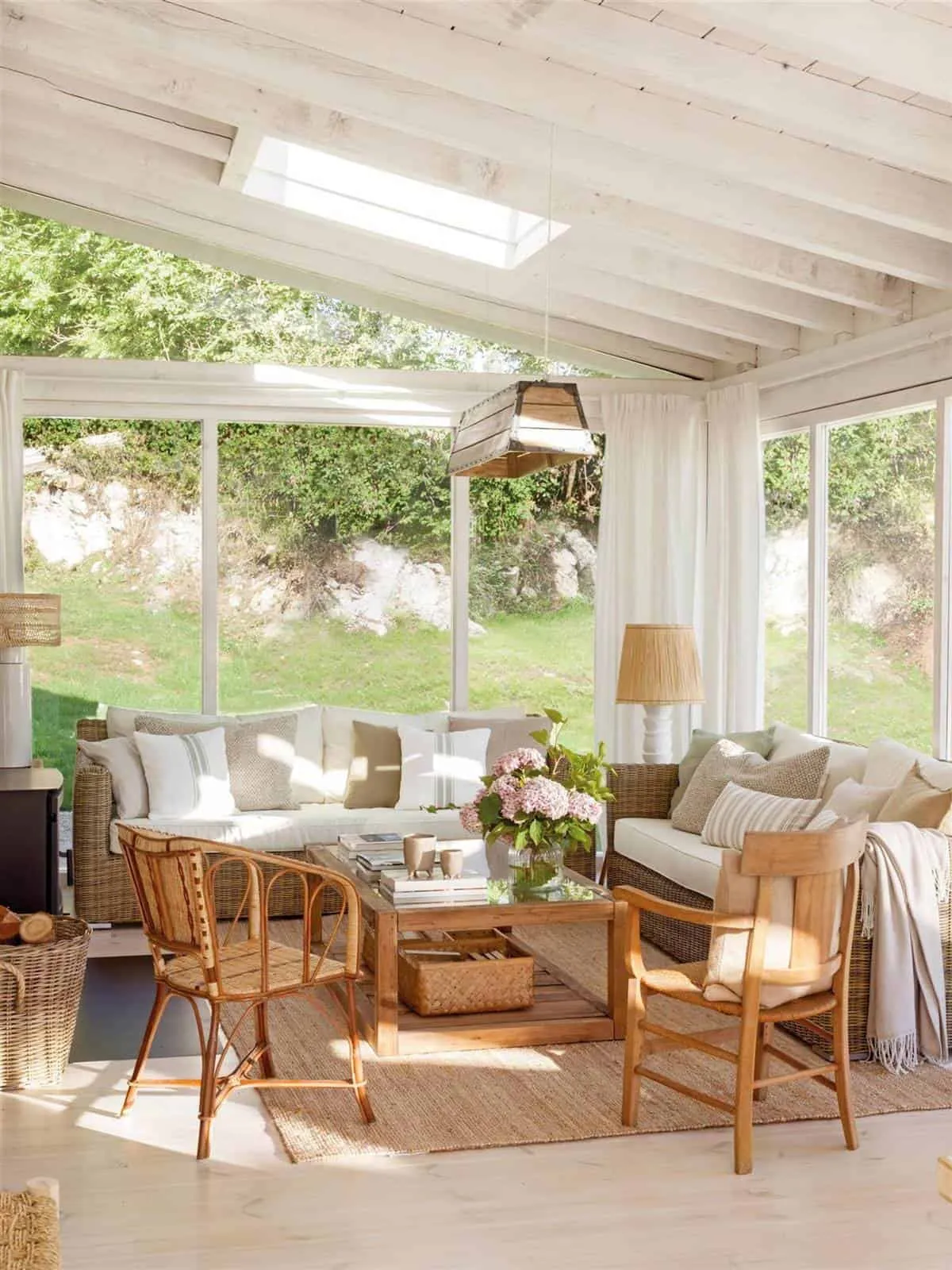 Best Cozy and Summer Living Rooms (Part I)