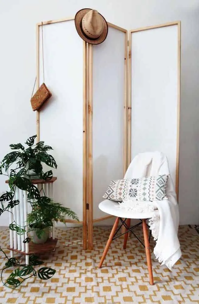 Tips and Ideas for Decorating Wooden Blinds from Your Dreams