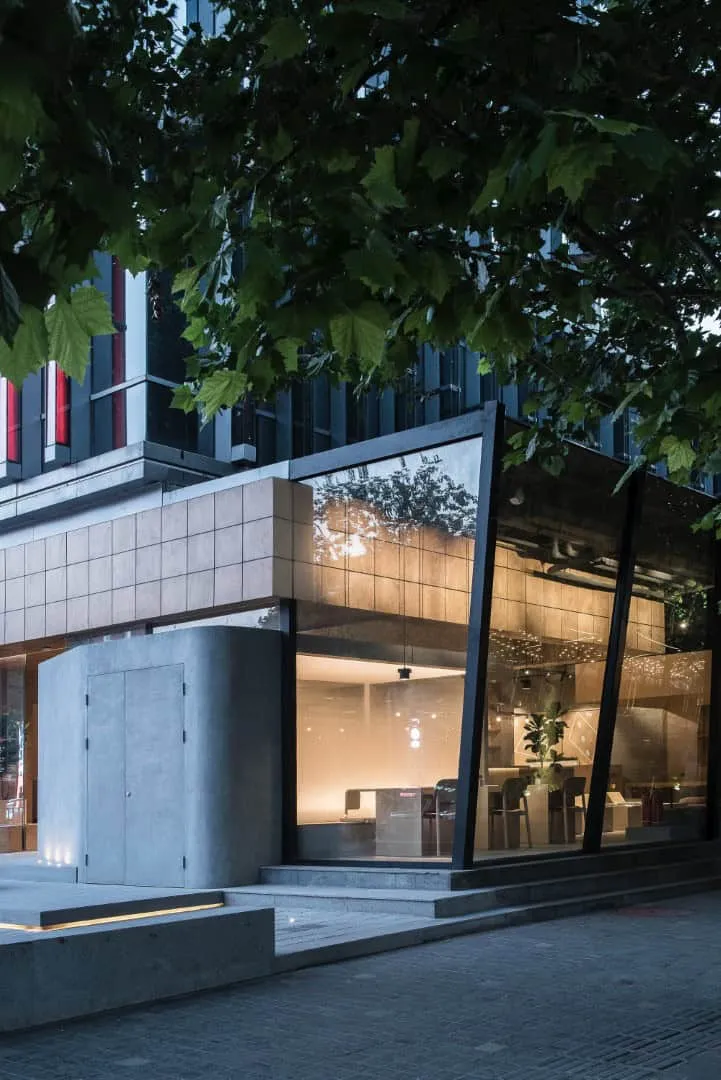 Тепло уличного угла: 3li Community