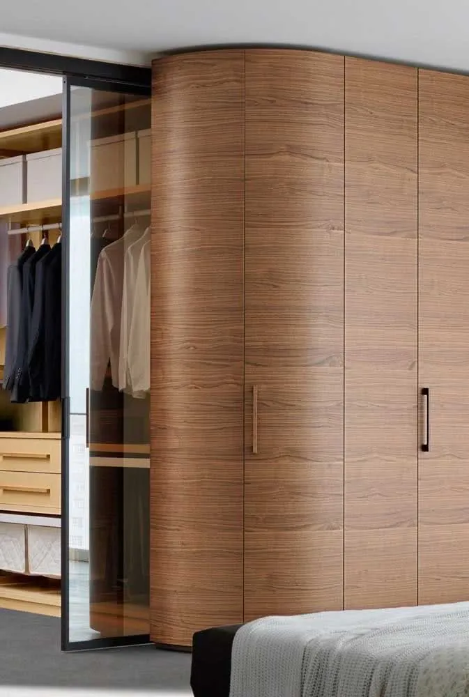 Advantages of corner wardrobe