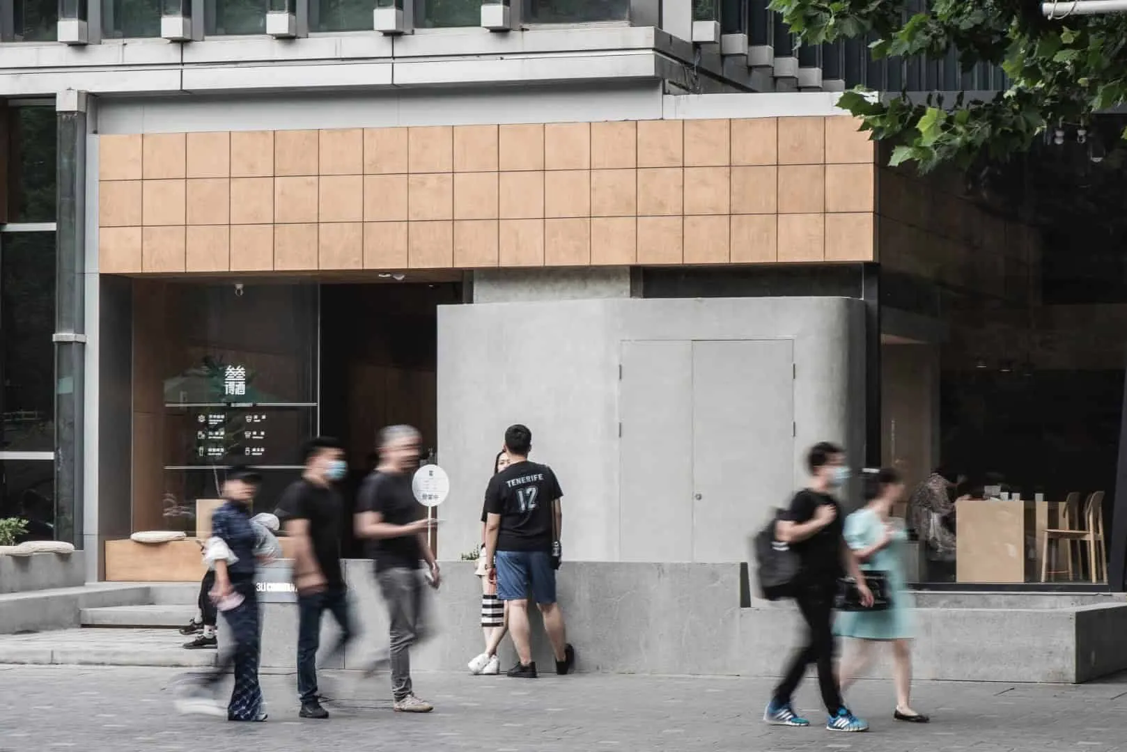 Тепло уличного угла: 3li Community