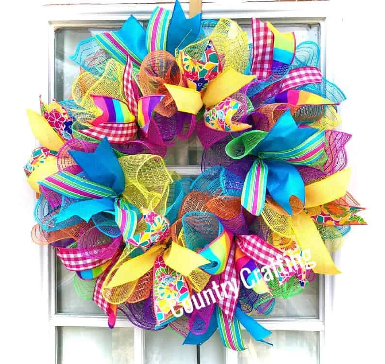 11. 彩色装饰网状夏季门牌