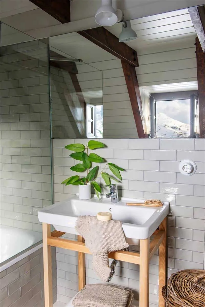 浴室墙面照明装饰创意