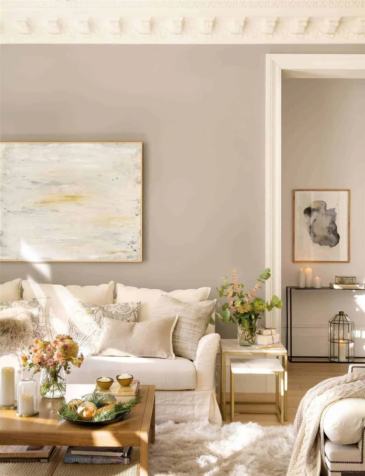 为暗色房间选择明亮色彩